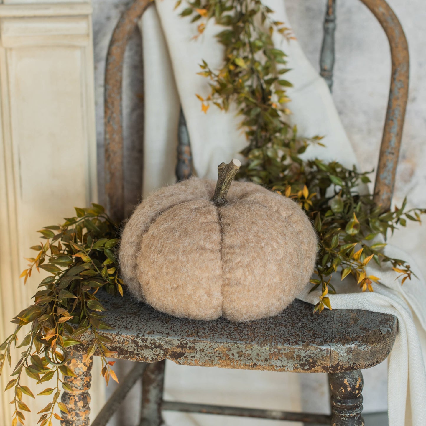 Citrouille en tissu beige