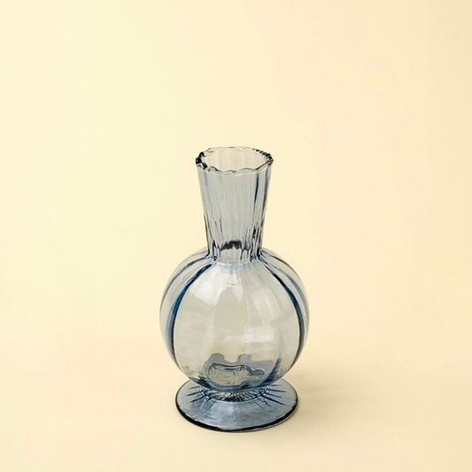 Vase bleu pâle-petit